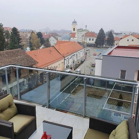 Ðakovo Penthouse Heart Of Slavonia **** 아파트 외부 사진